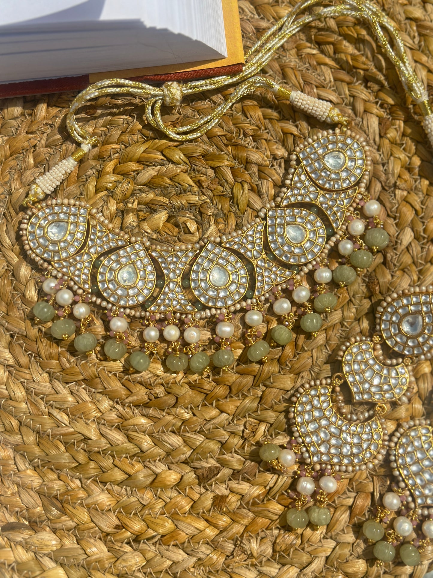 Gulshir Necklace with earrings