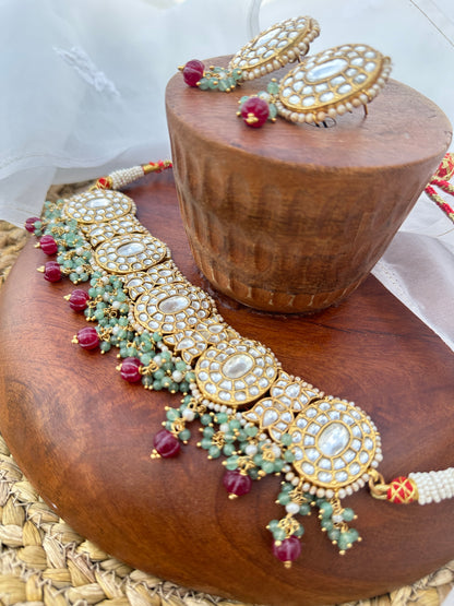 Manasa Polki Necklace with earrings