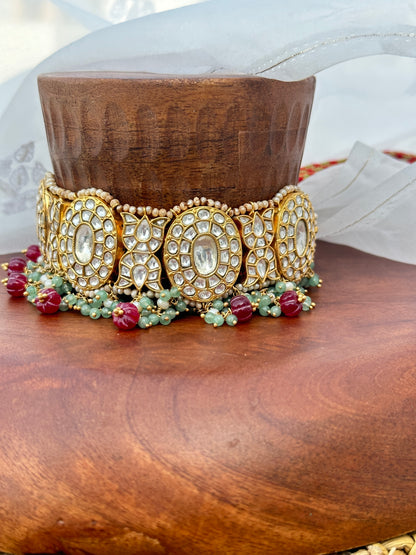 Manasa Polki Necklace with earrings