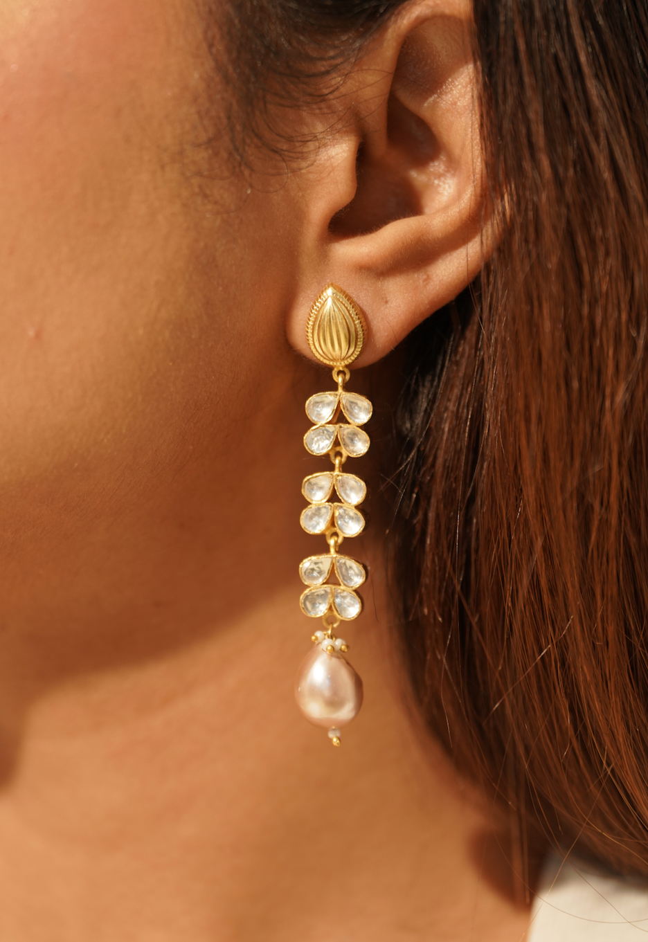 Ele Earrings in Baroque Pearl